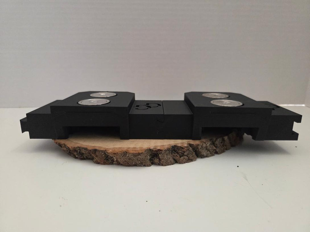Magnetic Milwaukee M18 Battery Holder