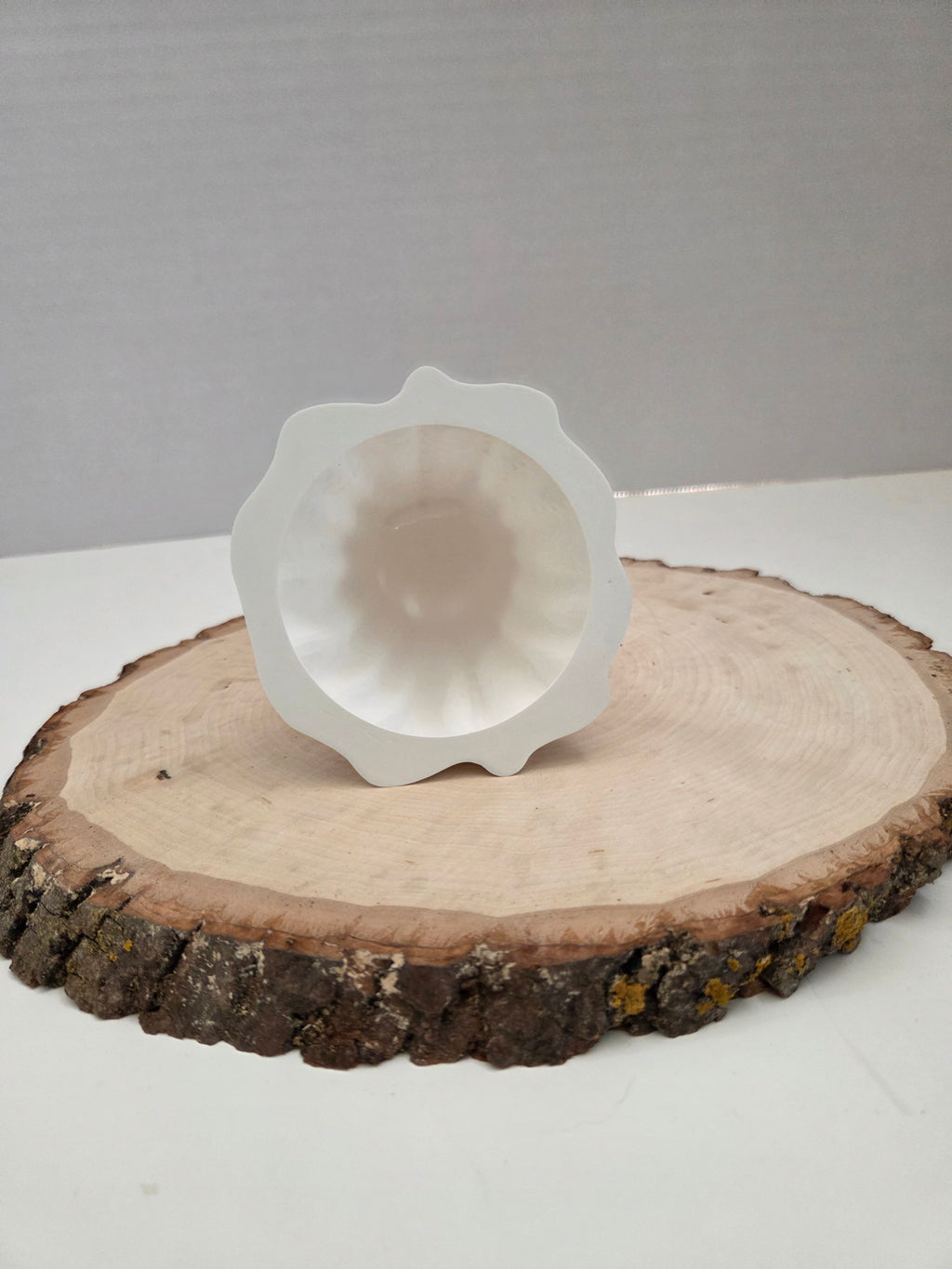 Light-Up Ghost Tea Light Holder | 3D Printed Halloween Decor | LED Ghost Lantern | Spooky Home Decor | Halloween Gift